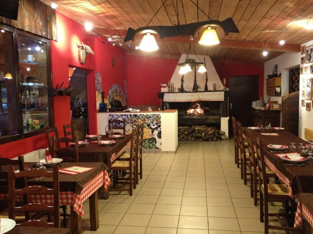 Auberge Champetre Boulogne-sur-Gesse Exterior foto